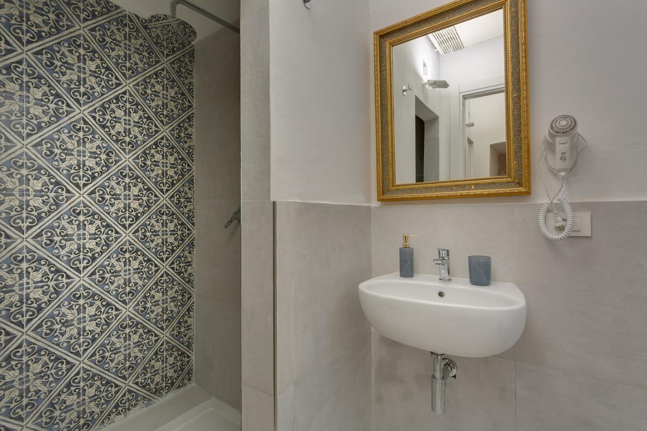 Bed and Breakfast Residenze d'epoca Collection-Sant'Anna Firenze Esterno foto